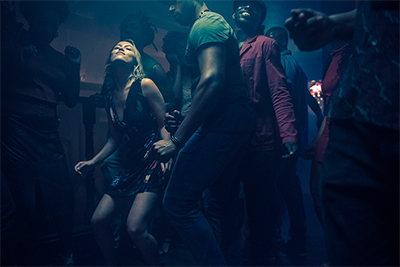 Budweiser Deixe que digam 'Grid de imagens 20'